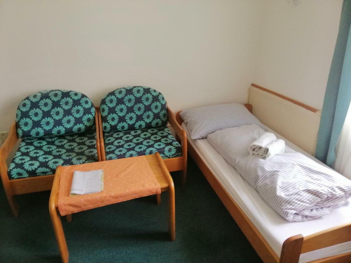 Pension65 Police nad Metují Exteriör bild
